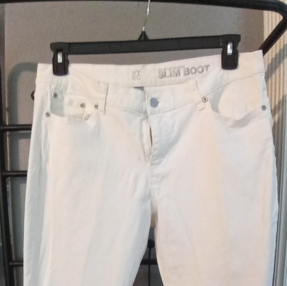 🔥3/$40🔥NWOT NY&Co. White Jeans - Picture 9 of 10